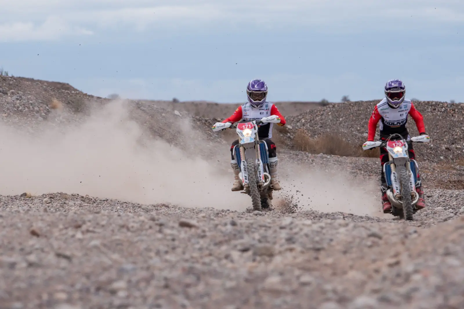 Familia Nosiglia es pasión y legado que impulsa el motociclismo boliviano