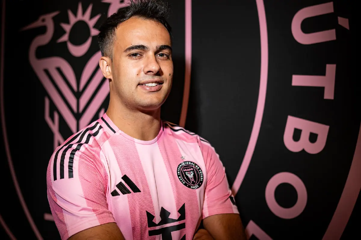 Inter Miami reemplaza a Alba con el español Reguilón