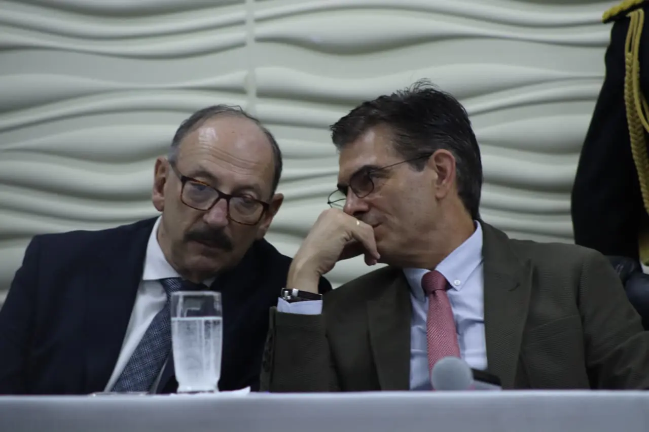 Paz denuncia que ‘se afanaron’ el 40% de los pagos por hidrocarburos