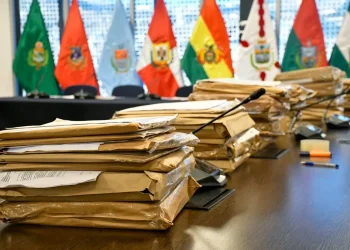 Con el tiempo al límite, avanza el proceso para elegir vocales del TSE