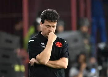 Dorival Júnior y Diniz: exseleccionadores buscan redención en la Copa Brasil