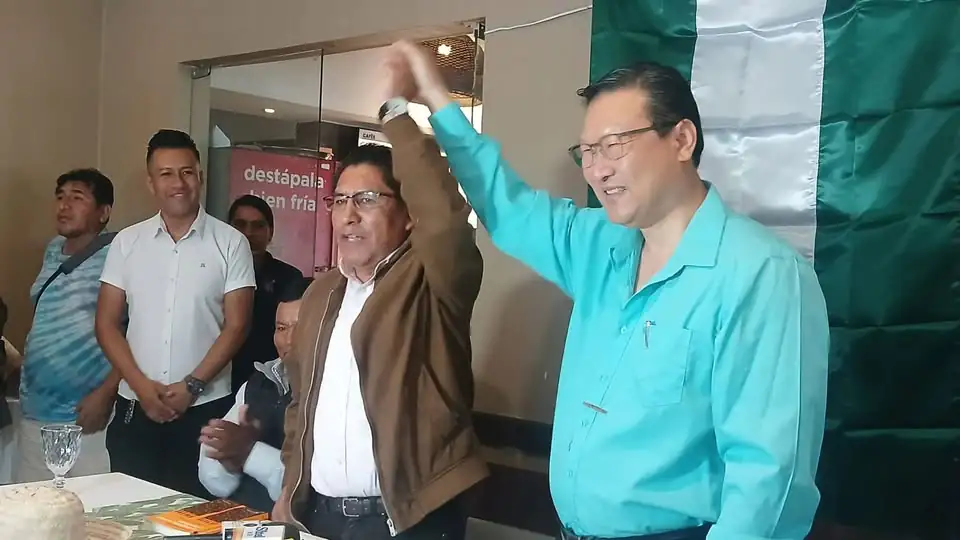 El MTS presenta a Chi como candidato a gobernador por Santa Cruz
