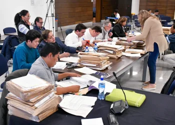 Comisión Mixta revisa más 100 recursos de impugnaciones para vocales del TSE
