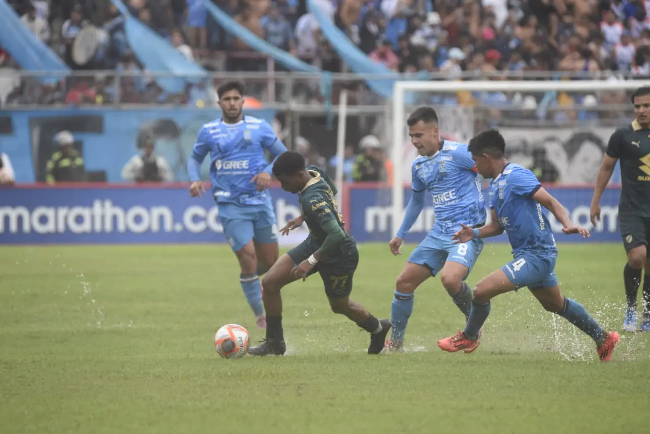 Bolívar iguala 1-1 con Blooming y el jueves puede pasar a la final