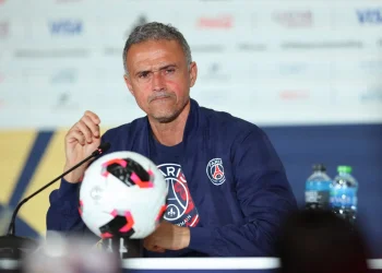 Marquinhos está recuperado para jugar ante Flamengo, dice Luis Enrique