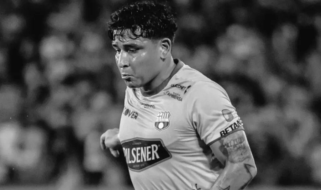 Asesinan al futbolista Mario Pineida, del Barcelona ecuatoriano