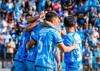 Blooming no viajó a La Paz por falta de pagos
