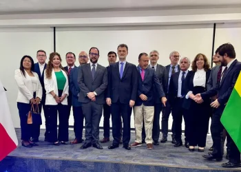 Bolivia y Chile reactivan agenda bilateral con foco comercial
