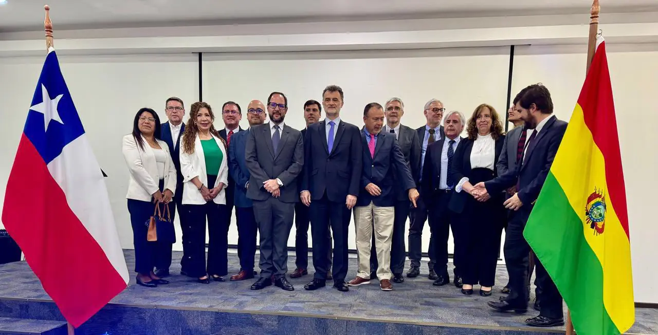 Bolivia y Chile reactivan agenda bilateral con foco comercial