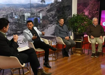 Analistas coinciden en que el ajuste era inevitable, pero advierten riesgos sociales y políticos