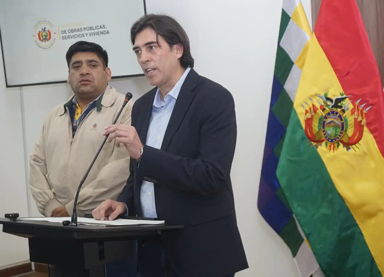 Gobierno propone al transporte reuniones para entender el DS 5503