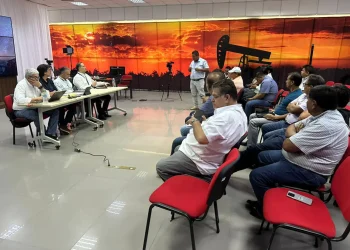 El Gobierno llega a un acuerdo con el transporte pesado de Santa Cruz