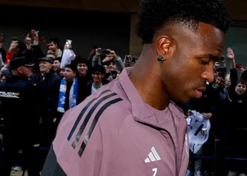 Vinicius cierra un annus horribilis con pitada en el Bernabéu