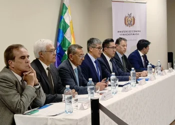 Espinoza estima que para octubre 2026 Bolivia saldrá de lista gris de GAFI