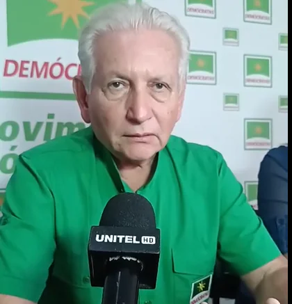 Costas aclara que seguirá con Tuto, aunque Demócratas irá por su cuenta a las subnacionales