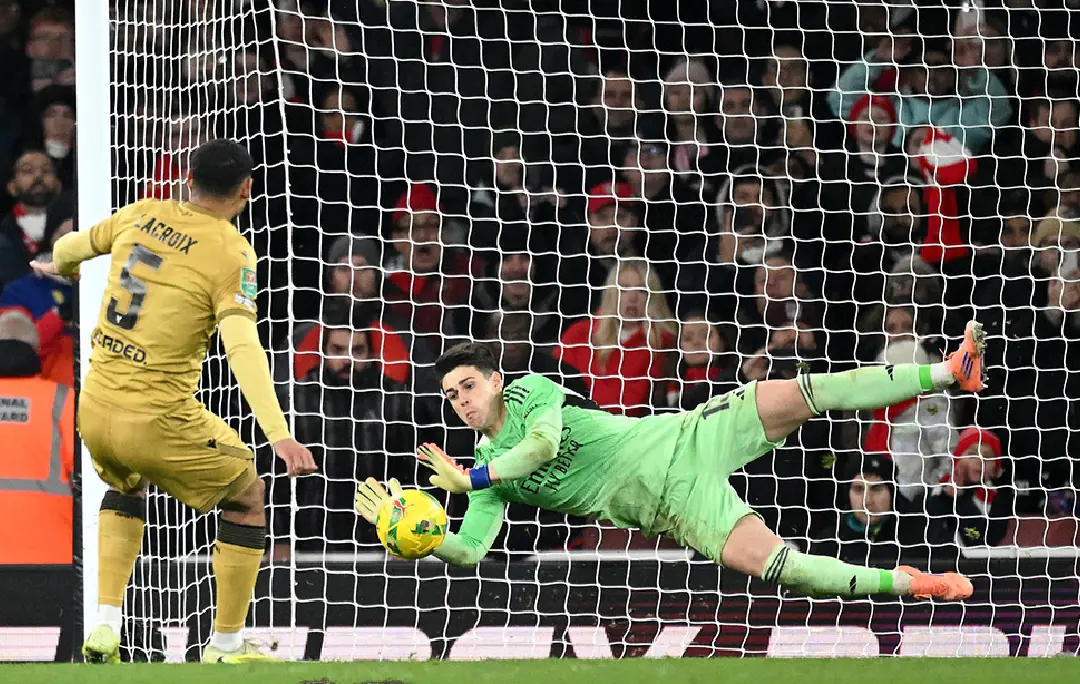 El Arsenal vence al Crystal Palace y avanza a semis de Copa de la Liga