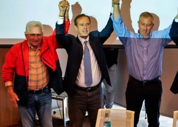 Rubén Costas, Jorge Quiroga y Branko Marinkovic en la última campaña electoral. Foto: Libre