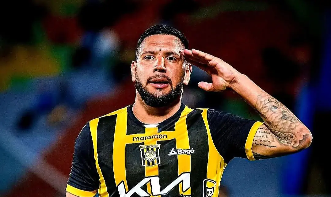 El delantero argentino Andrés Chávez le dice adiós a The Strongest