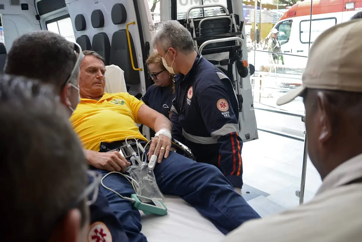 Bolsonaro fue trasladado el miércoles hasta un hospital/AFP