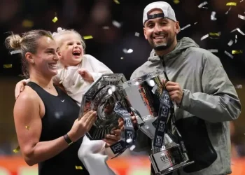 Kyrgios gana a Sabalenka en su ‘Batalla de los Sexos’ en Dubái
