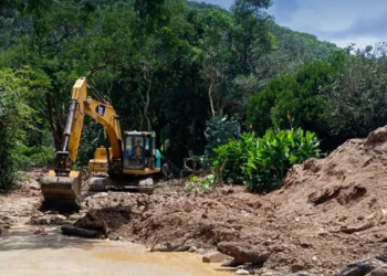 ABC destina Bs 28 millones a puntos críticos en vía a los valles