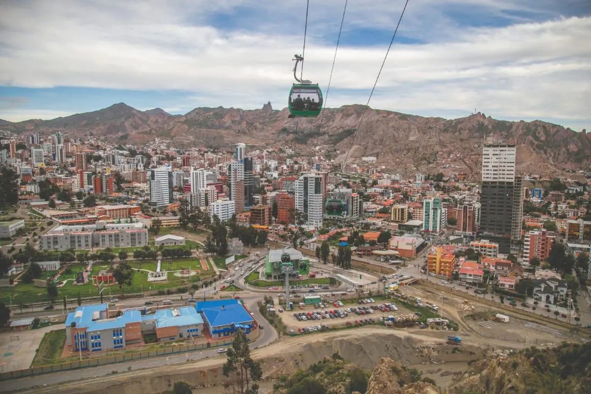 Mi Teleférico atenderá de forma normal durante el feriado de Año Nuevo. FOTO: Ministerio de Obras