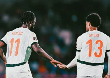 Costa de Marfil le gana el grupo a Camerún en la Copa África