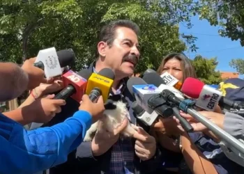 Manfred presenta respuesta a demanda de inhabilitación