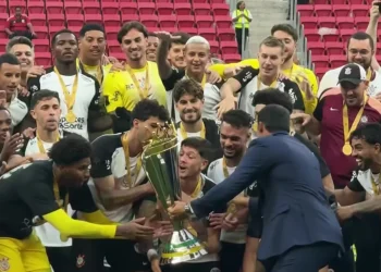 Corinthians gana la Supercopa de Brasil a costa de Flamengo de Paquetá