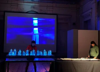 Karla Kracht & Aruma presentan ‘Electric Garden #2’, una instalación transmedia
