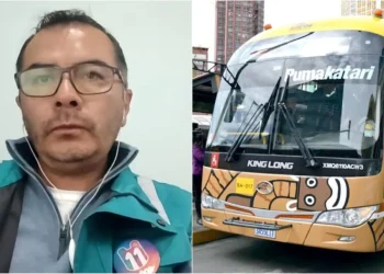 El jefe de operaciones de La Paz Bus, Jimmy Chávez, explica sobre los ajustes en las tarifas de La Paz Bus. FOTO: La Razón
