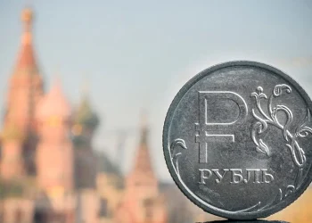 Economía rusa se desacelerará y crecerá un 1% en 2025, anuncia Putin
