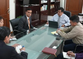 Bolivia e India exploran cooperación tecnológica para agricultura familiar