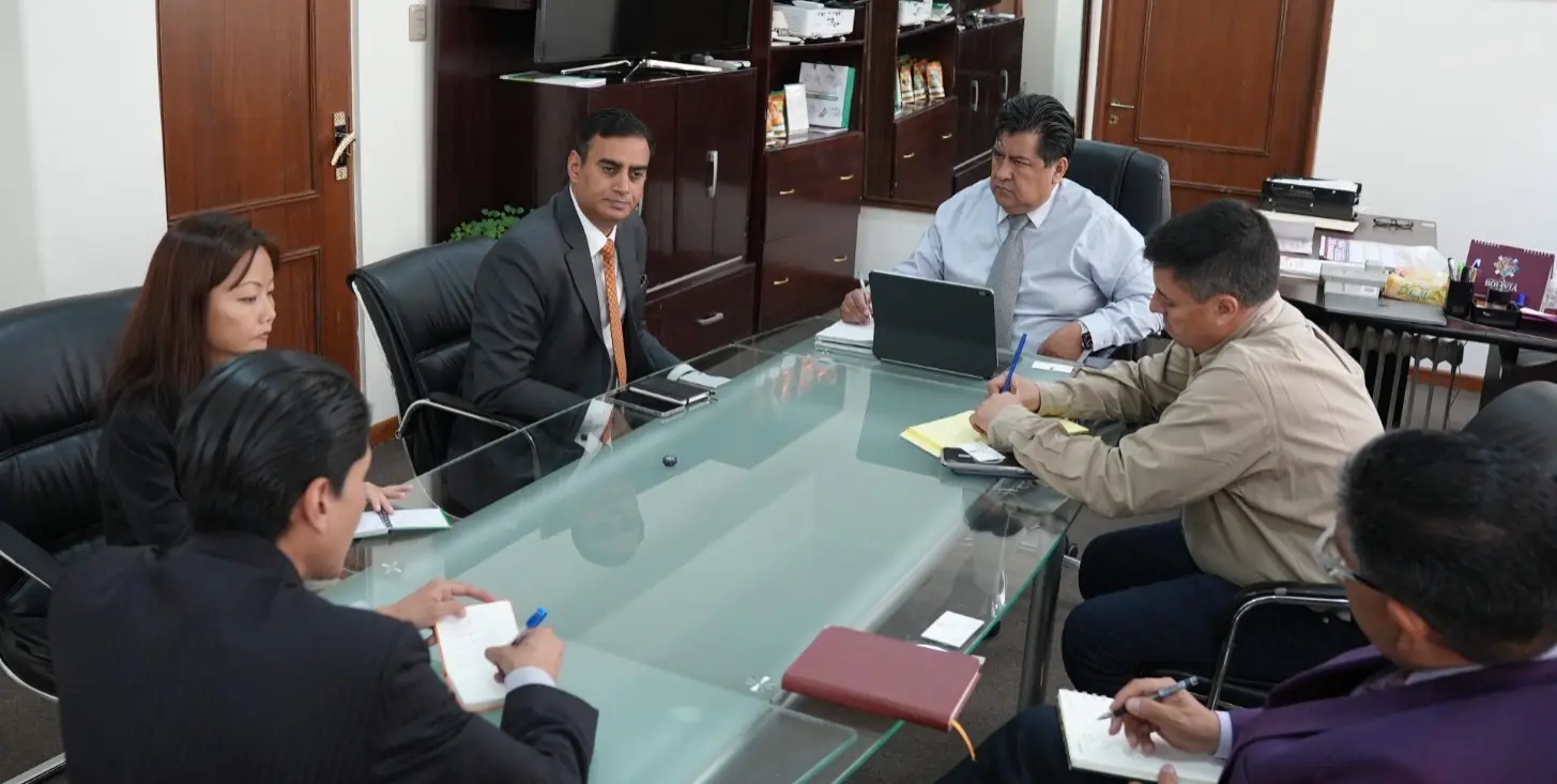 Bolivia e India exploran cooperación tecnológica para agricultura familiar