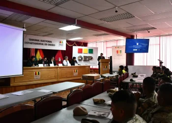 Militares y policías reciben capacitación sobre custodia electoral