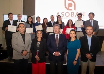 Premian al periodismo económico nacional
