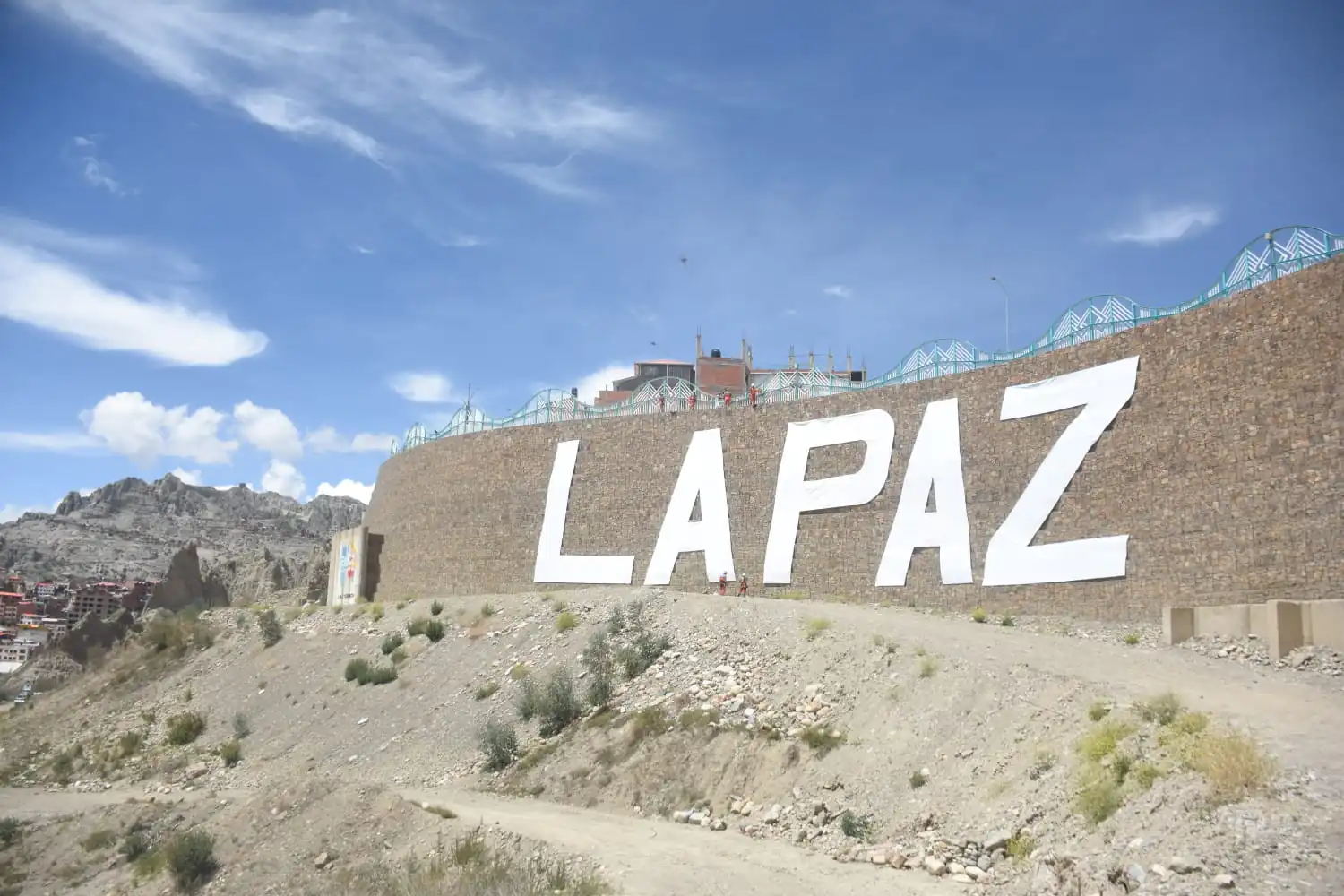 Alcaldía recibe de forma definitiva la ‘superobra’ de la avenida Libertad