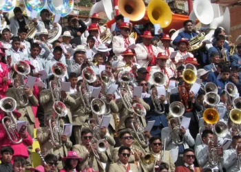 Más de 5.000 músicos se reúnen en Oruro para el XXIV Festival de Bandas