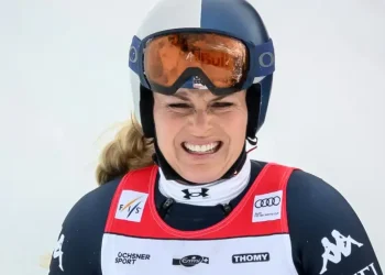 La expectación da paso al silencio en Cortina tras la caída de Vonn