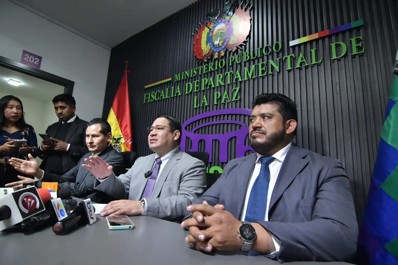 Fiscalía apela extinción del caso Golpe I y rechaza archivo a favor de Camacho