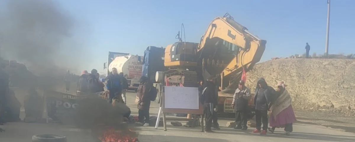 Bloqueos afectan vía internacional Oruro–Pisiga y doble vía a Challapata