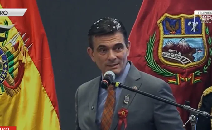 Paz advierte que carreteras bioceánicas no funcionarán si hay bloqueos