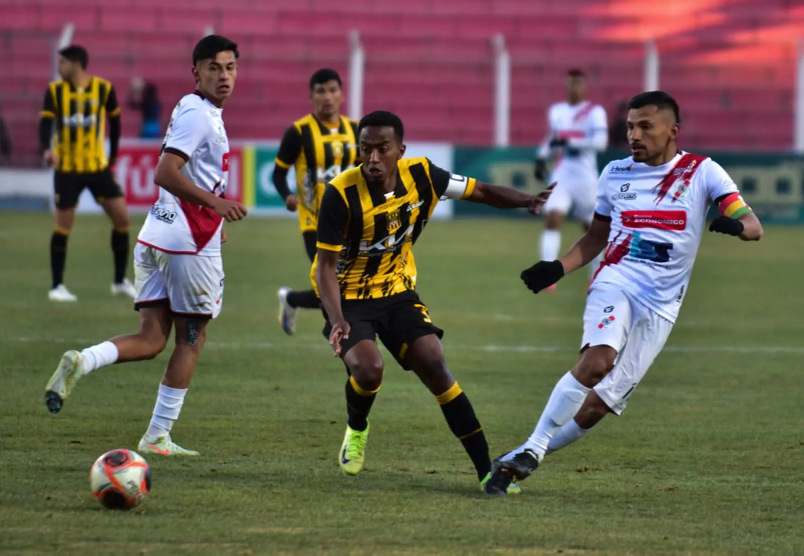 El ‘Tigre’ ante Nacional Potosí en el Torneo Repechaje de Verano