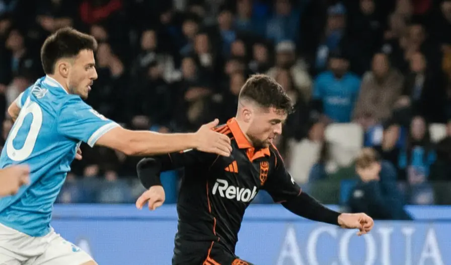 Como de Cesc elimina a Napoli y se mete en semis de Coppa Italia
