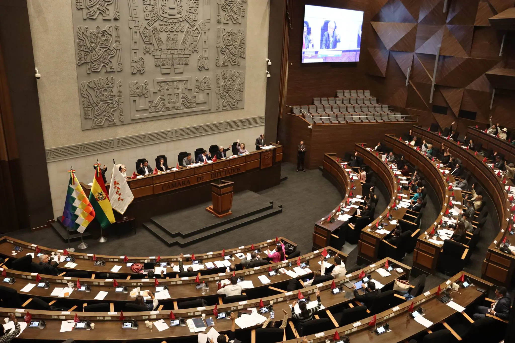 Cámara de Diputados aprueba 100% del crédito fiscal del IVA en carburantes
