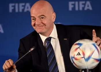 Infantino y Ceferin destacan rol de Al-Khelaifi en final de Superliga