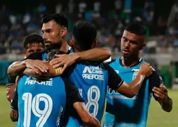 Blooming a un paso de las semis tras sellar una goleada implacable