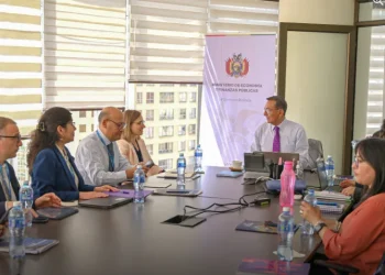 Gobierno presenta modernización presupuestaria con apoyo técnico del BID