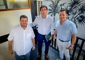 Gobierno y CAO coordinan agenda en infraestructura