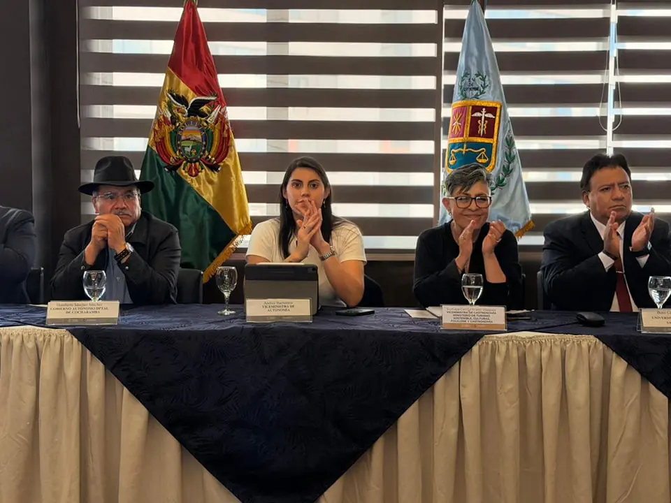 Gobierno niega desatención a Cochabamba y asegura que es prioridad nacional